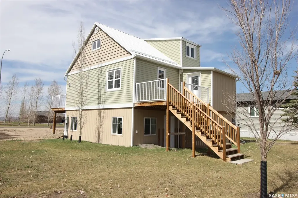 10 Louise Crescent Katepwa Beach SK S0G 2K0