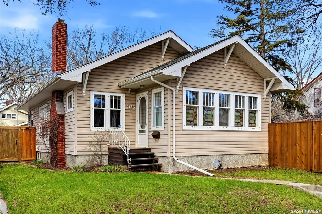 2336 Winnipeg Street Regina SK S4P 1H3