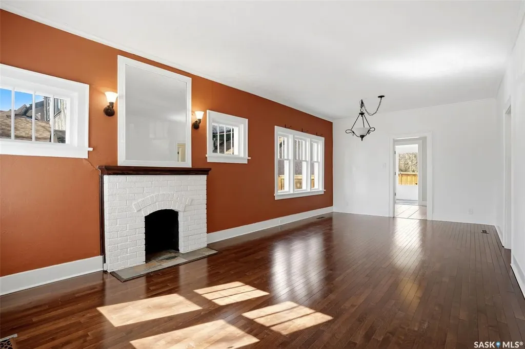 2336 Winnipeg Street Regina SK S4P 1H3