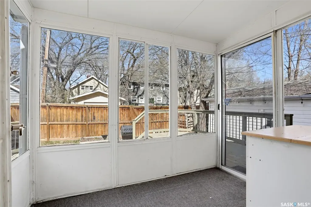 2336 Winnipeg Street Regina SK S4P 1H3