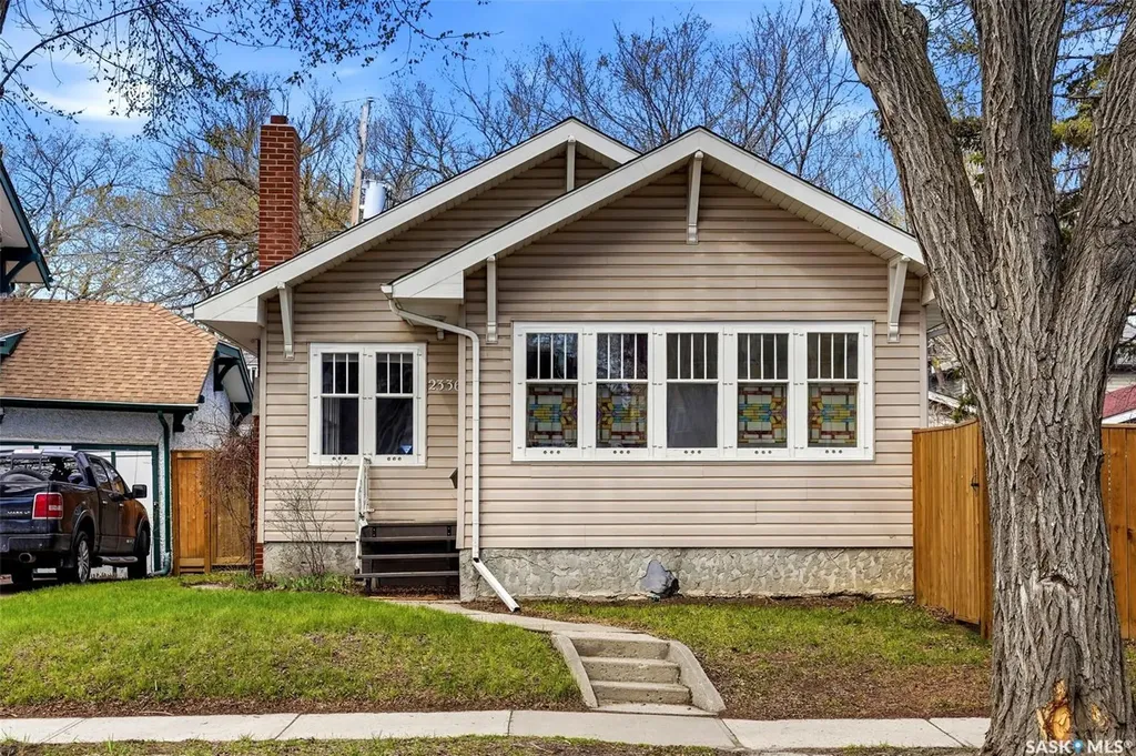 2336 Winnipeg Street Regina SK S4P 1H3