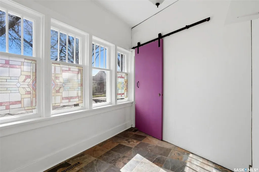 2336 Winnipeg Street Regina SK S4P 1H3
