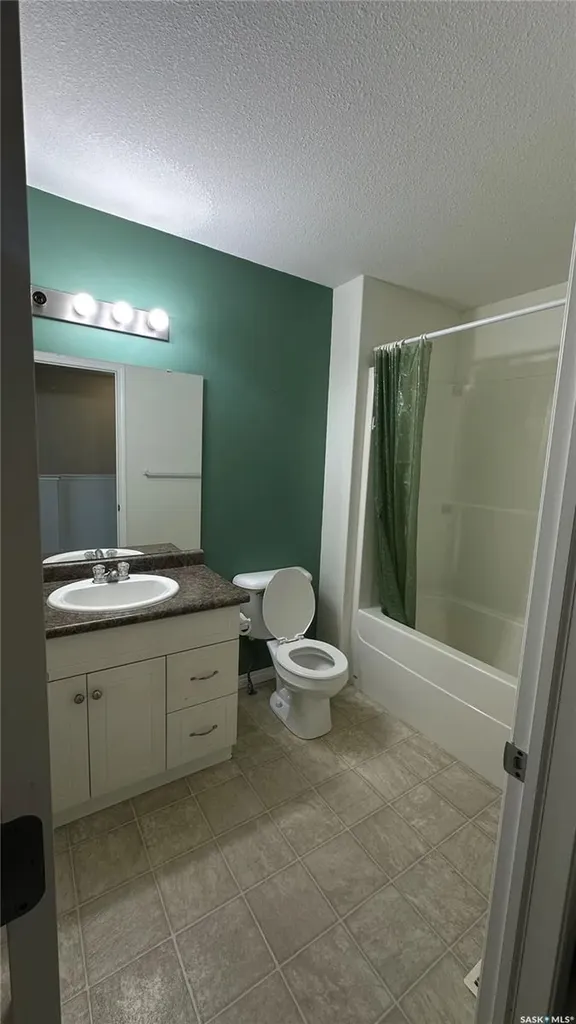 1437 1st Street Estevan SK S4A 2X5