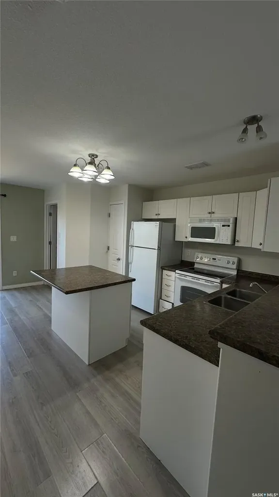 1437 1st Street Estevan SK S4A 2X5