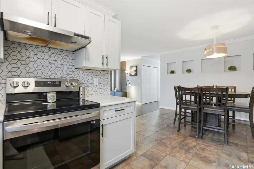 1014 Colony Street Saskatoon SK S7N 0S4
