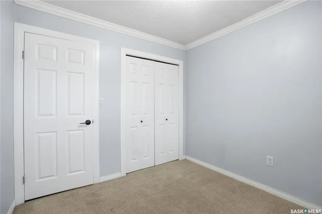 1014 Colony Street Saskatoon SK S7N 0S4
