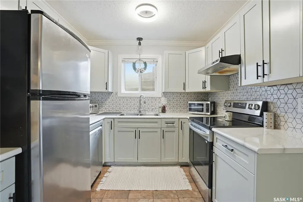 1014 Colony Street Saskatoon SK S7N 0S4