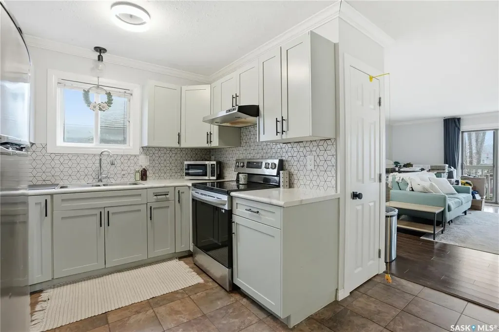 1014 Colony Street Saskatoon SK S7N 0S4
