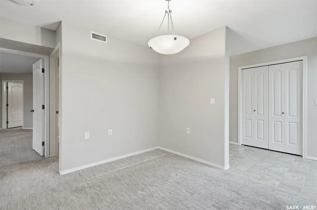 1622A Acadia Drive Saskatoon SK S7H 5H7