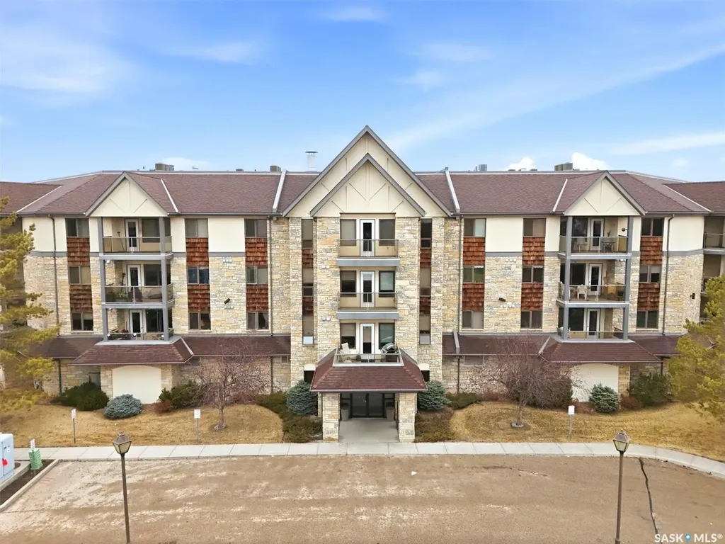 1622A Acadia Drive Saskatoon SK S7H 5H7