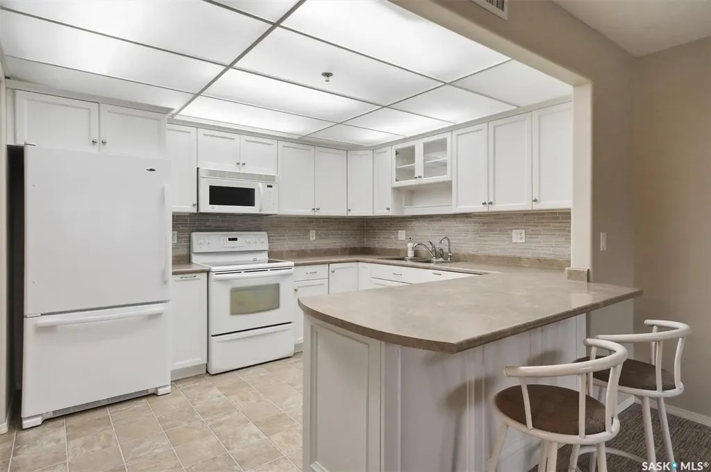 1622A Acadia Drive Saskatoon SK S7H 5H7