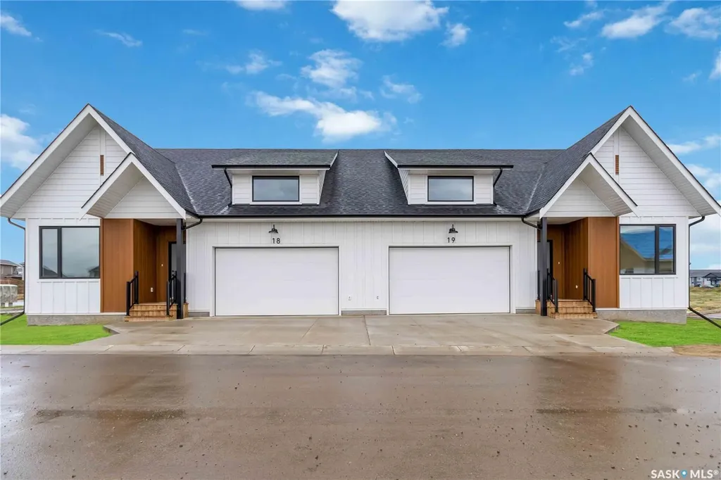 105 Hathway Crescent Saskatoon SK S7V 0P5