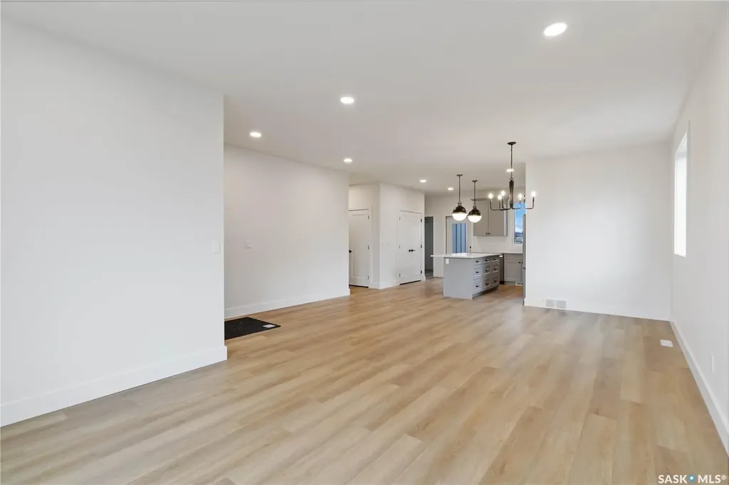 105 Hathway Crescent Saskatoon SK S7V 0P5