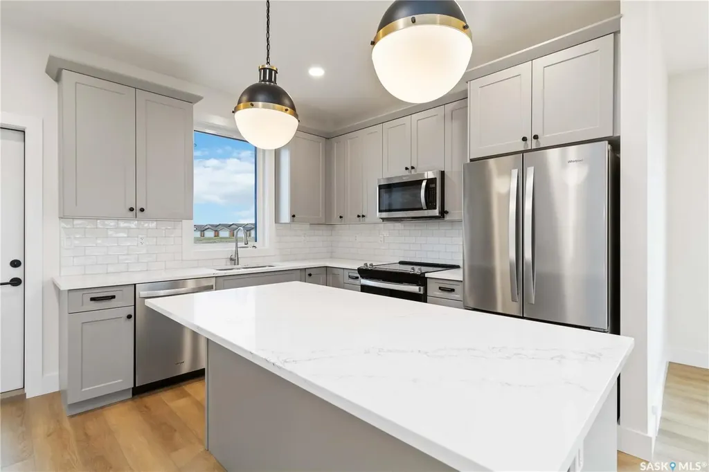 105 Hathway Crescent Saskatoon SK S7V 0P5