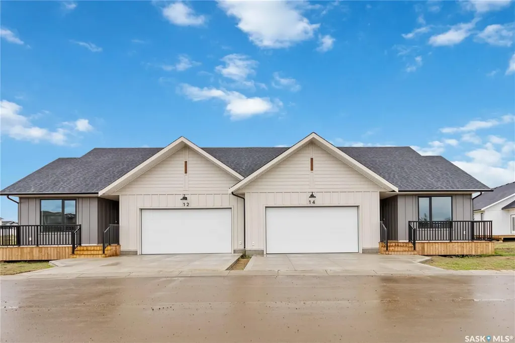105 Hathway Crescent Saskatoon SK S7V 0P5