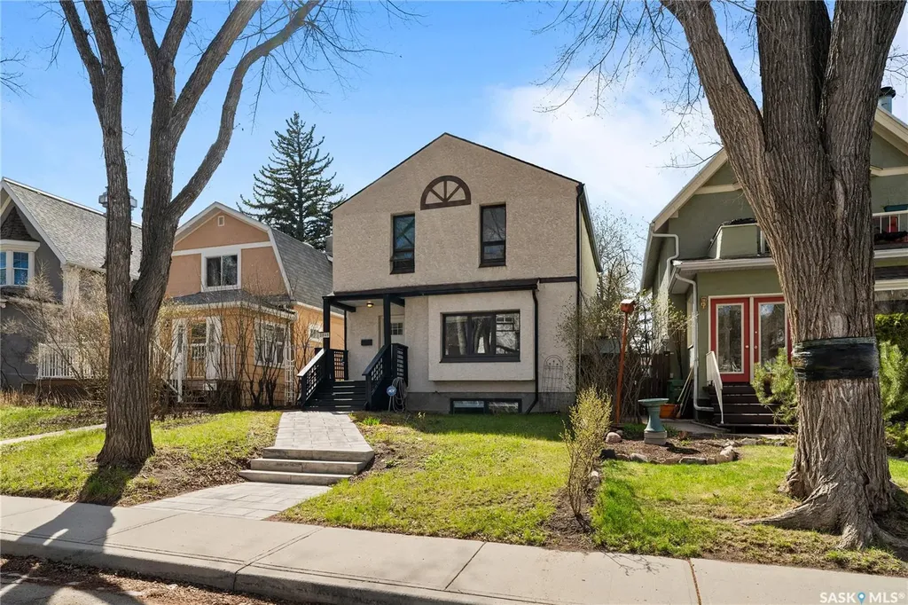 2848 Retallack Street Regina SK S4S 1S7
