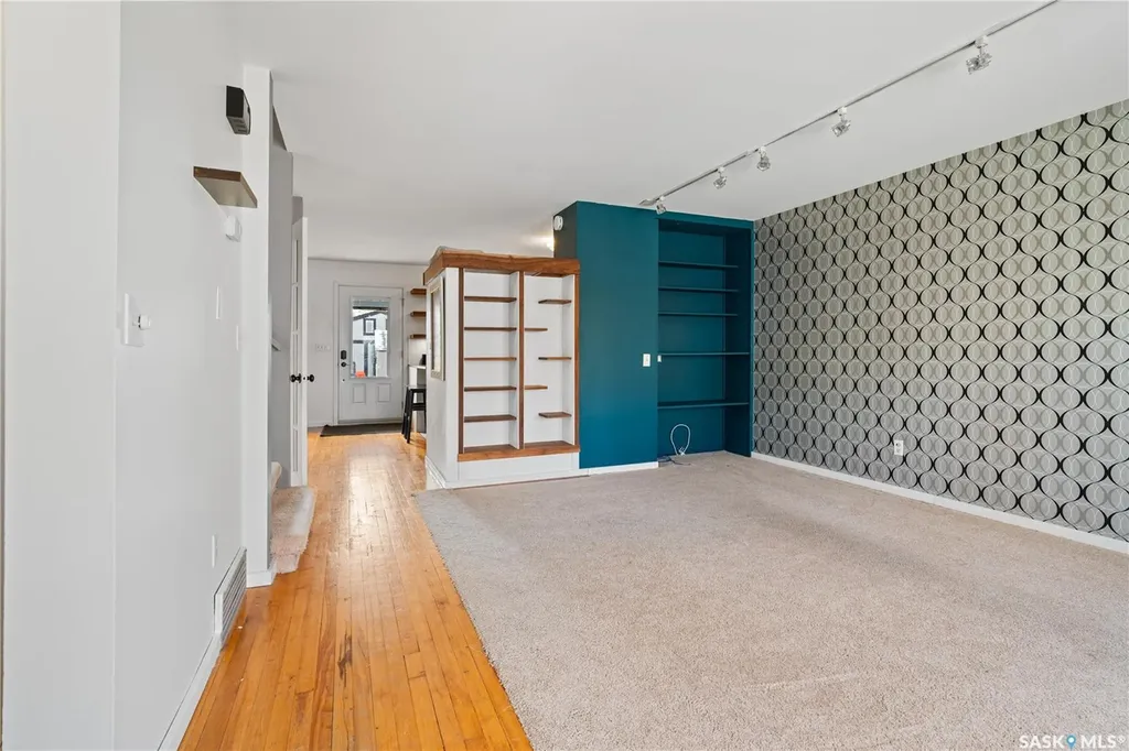2848 Retallack Street Regina SK S4S 1S7
