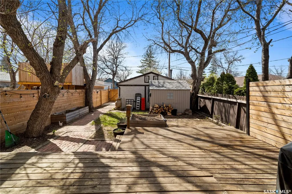 2848 Retallack Street Regina SK S4S 1S7