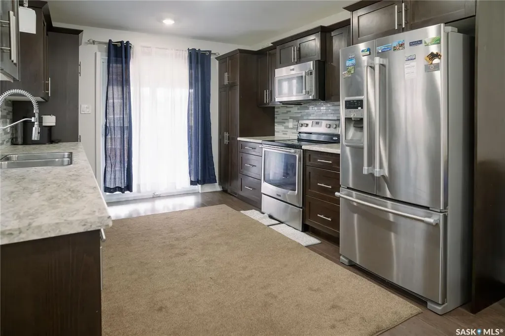205 Reddekopp Lane Warman SK S0K 4S3