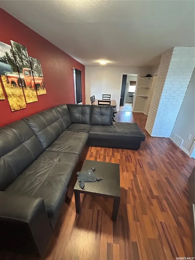 610 Fifth Street Estevan SK S4A 0Y5