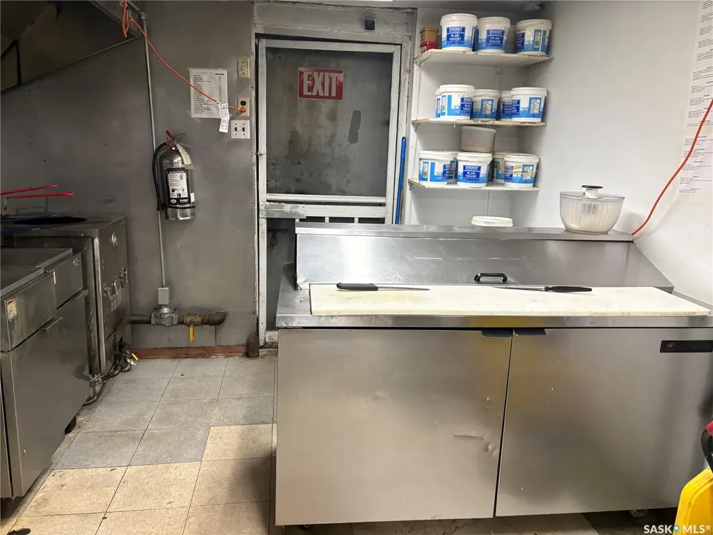 313 20th Street W Saskatoon SK S7M 0X1