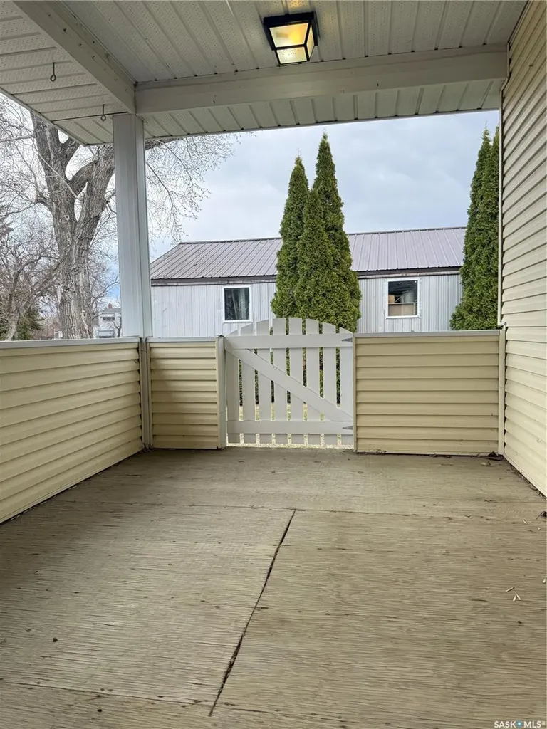 209 4th Avenue W Melville SK S0A 2P0