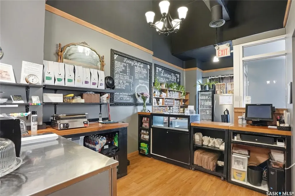 245 3rd Avenue S Saskatoon SK S7K 1M4