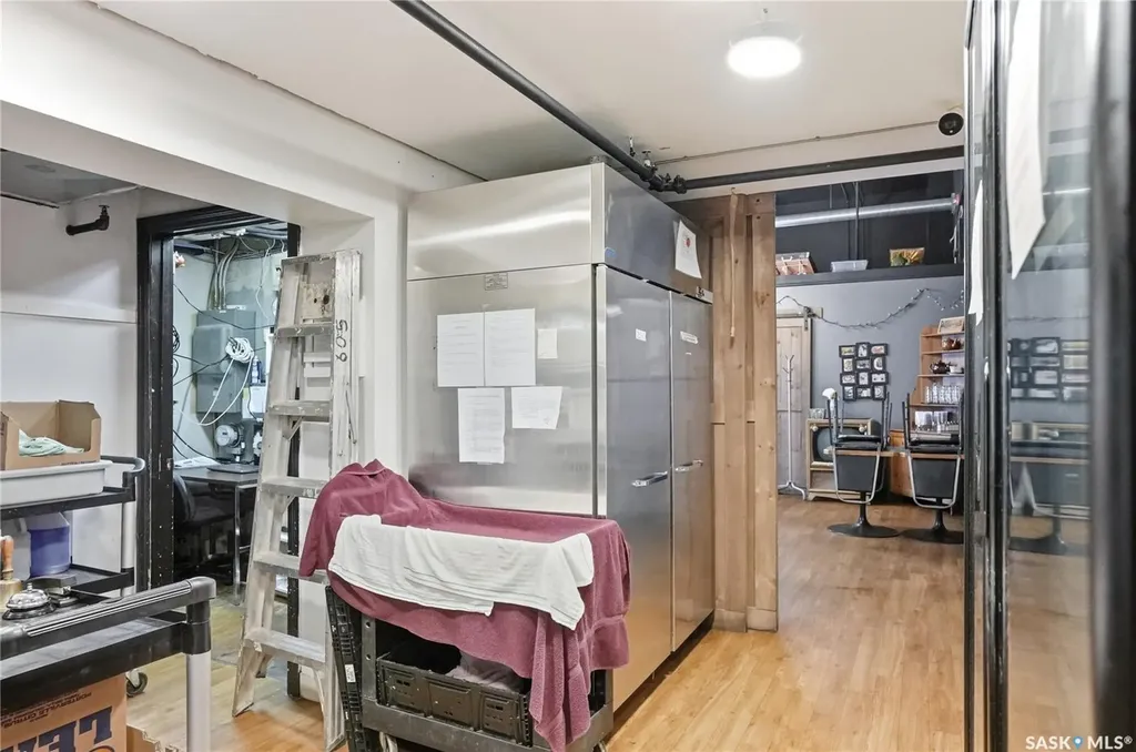 245 3rd Avenue S Saskatoon SK S7K 1M4