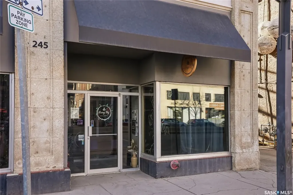 245 3rd Avenue S Saskatoon SK S7K 1M4