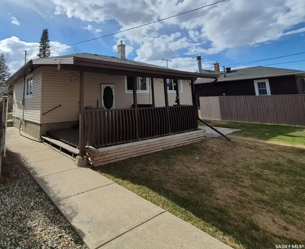 203 4th Avenue S Yorkton SK S3N 1B7