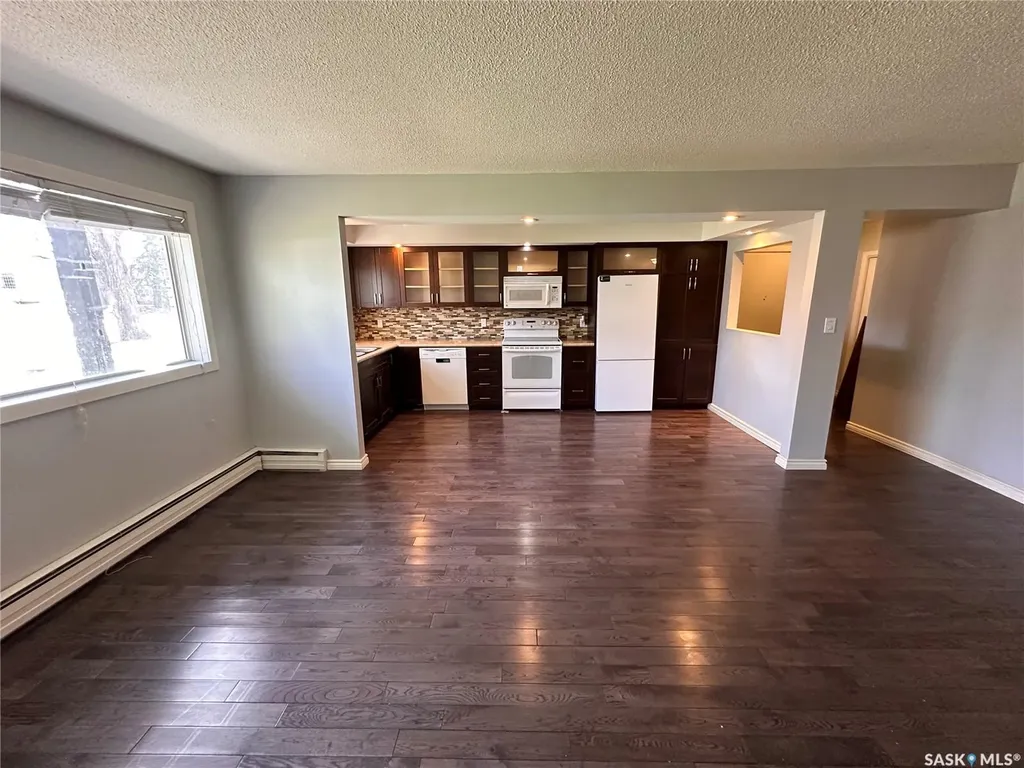 42 Spence Street Regina SK S4S 4H4