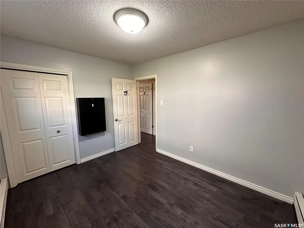 42 Spence Street Regina SK S4S 4H4