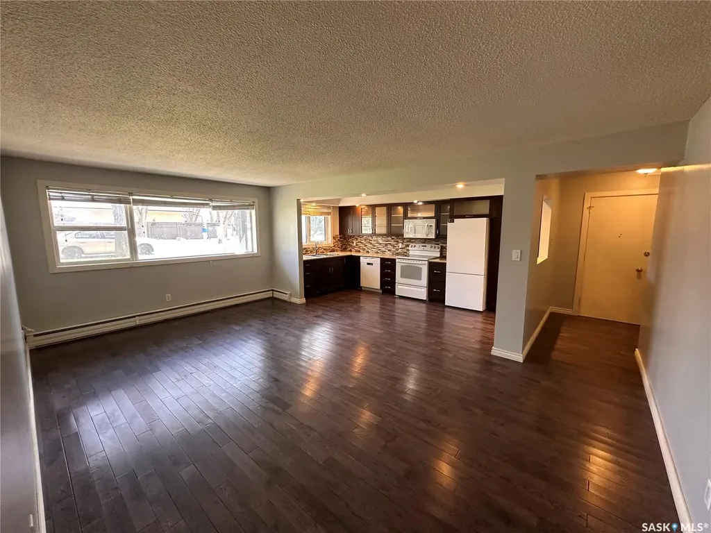42 Spence Street Regina SK S4S 4H4