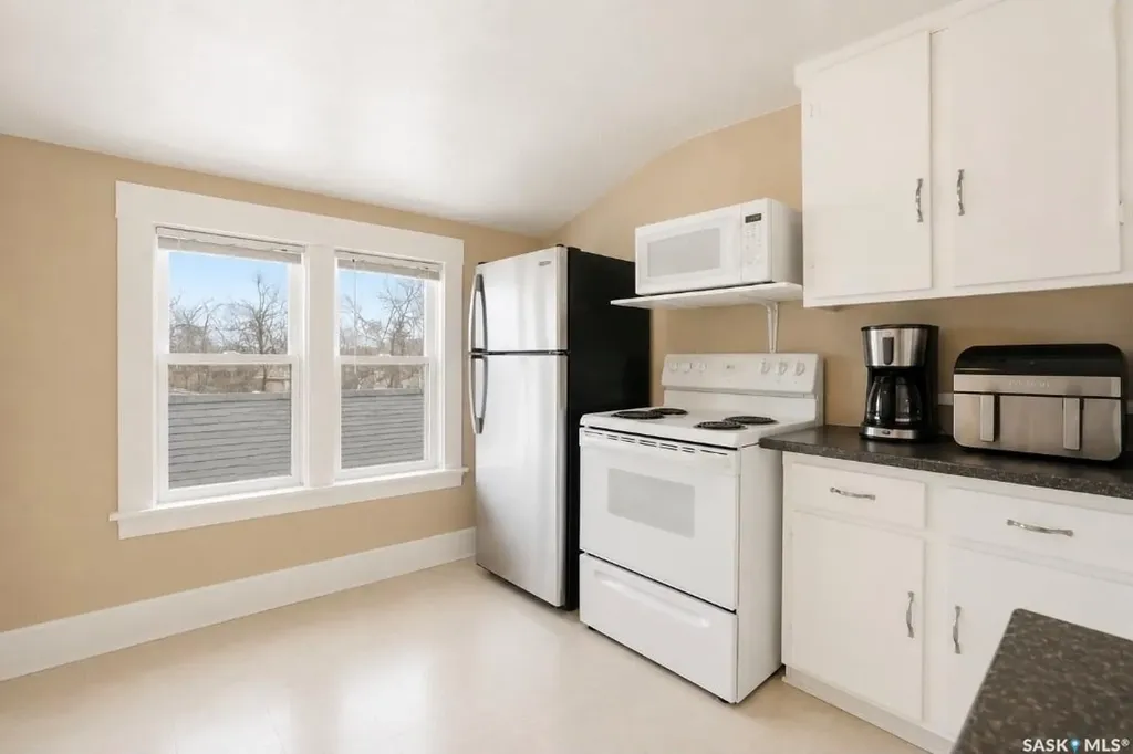 610 Albert Avenue Saskatoon SK S7N 1G7