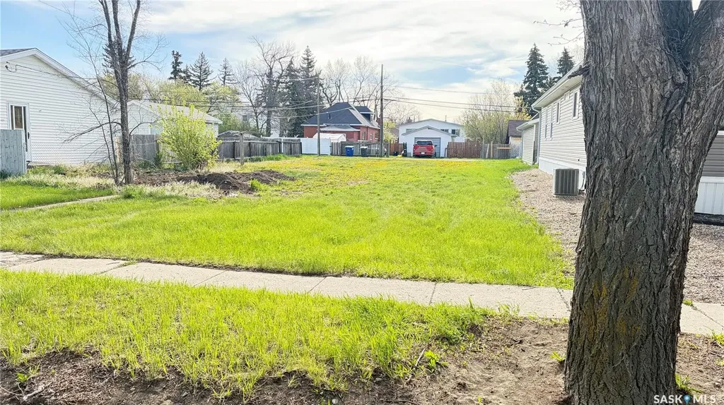 312 Aspen Street Maple Creek SK S0N 1N0