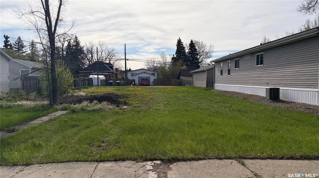 312 Aspen Street Maple Creek SK S0N 1N0