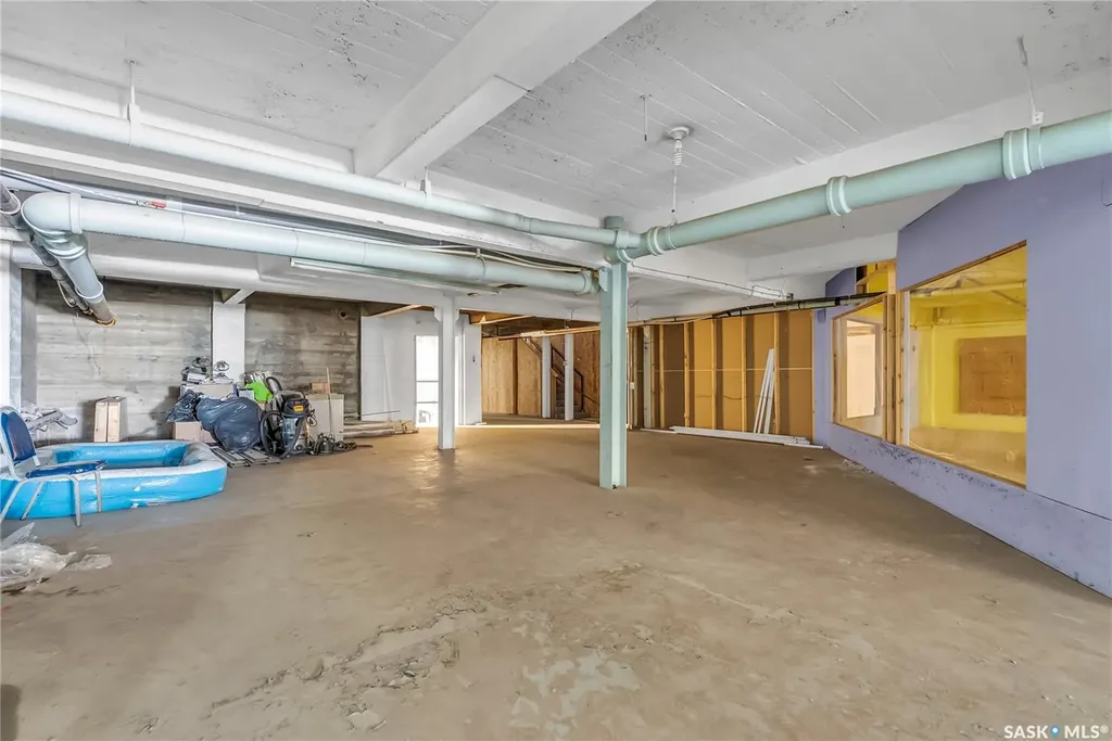 38 23rd Street E Saskatoon SK S7K 3Y3