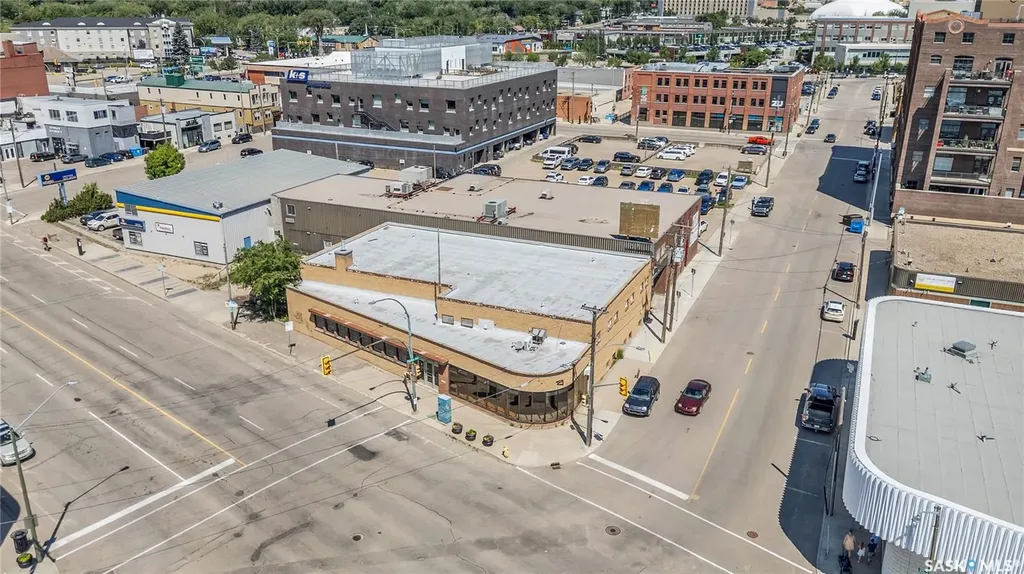 38 23rd Street E Saskatoon SK S7K 3Y3