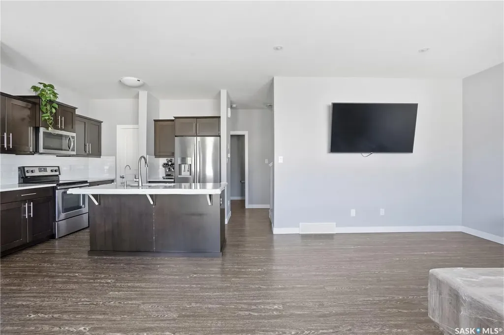 4810 Green Brooks Way E Regina SK S4V 3K6