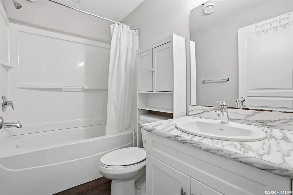 4810 Green Brooks Way E Regina SK S4V 3K6