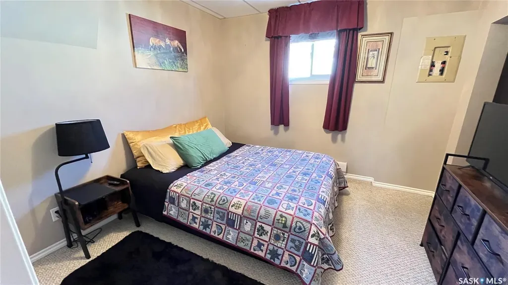 214 Marsh Street Maple Creek SK S0N 1N0