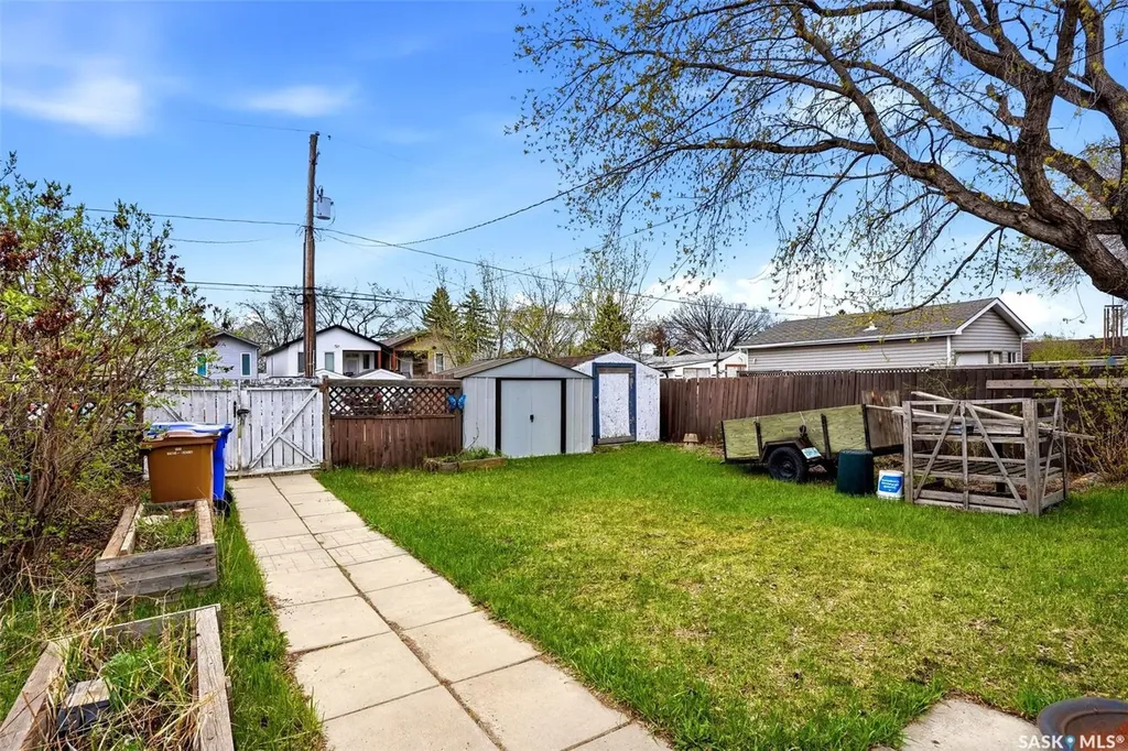 241 St John Street Regina SK S4R 1P8