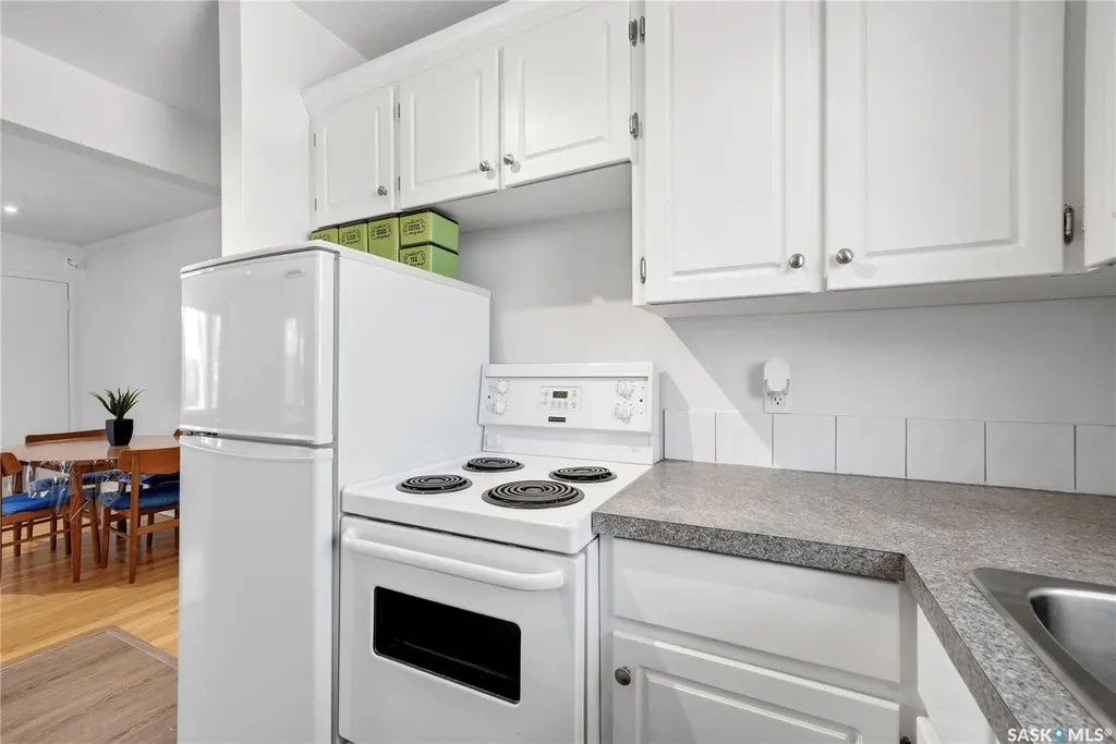 2221 Francis Street Regina SK S4N 2P6