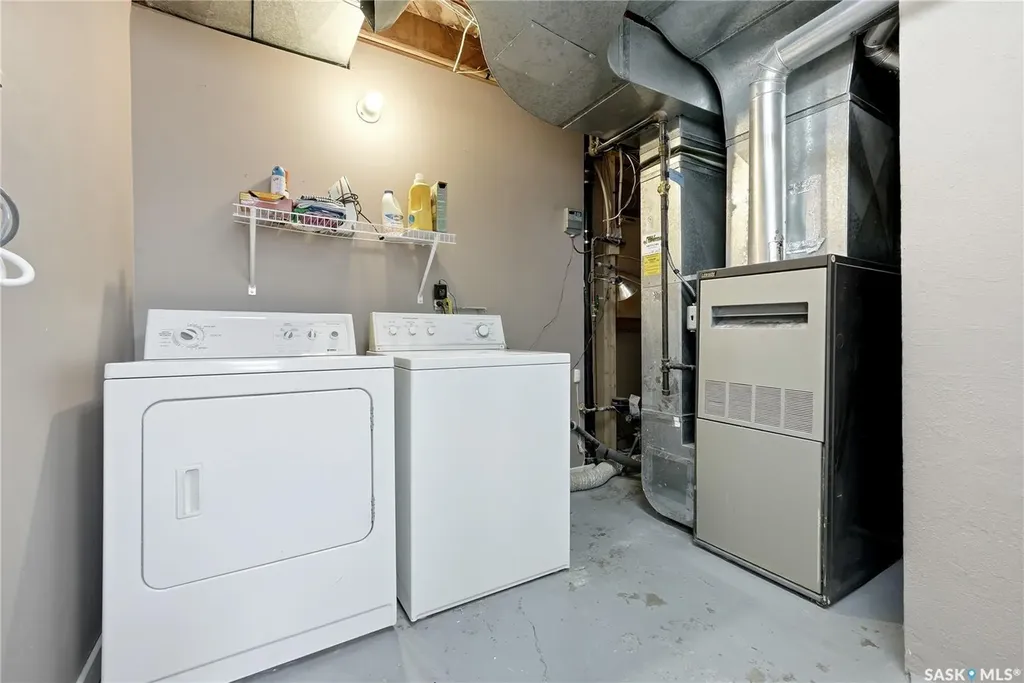 2221 Francis Street Regina SK S4N 2P6