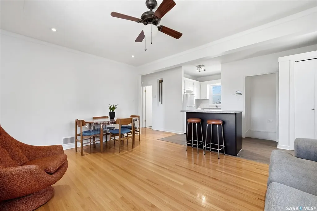 2221 Francis Street Regina SK S4N 2P6