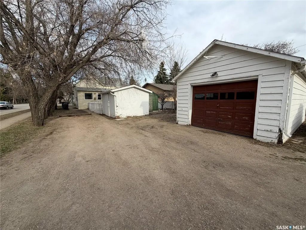 739 11th Street Humboldt SK S0K 2A0