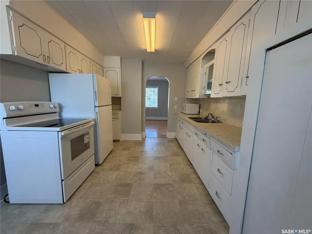 739 11th Street Humboldt SK S0K 2A0