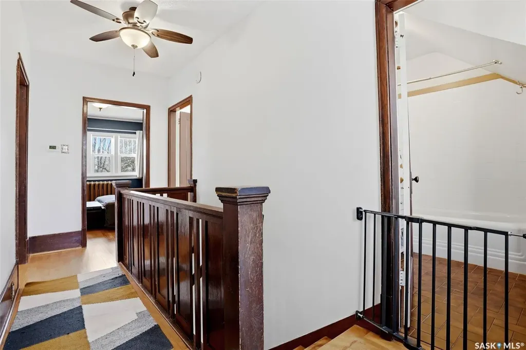 3239 Victoria Avenue Regina SK S4T 1L5