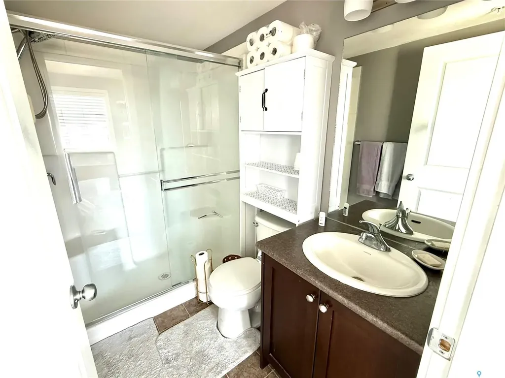 820 5th Street NE Weyburn SK S4H 2V2