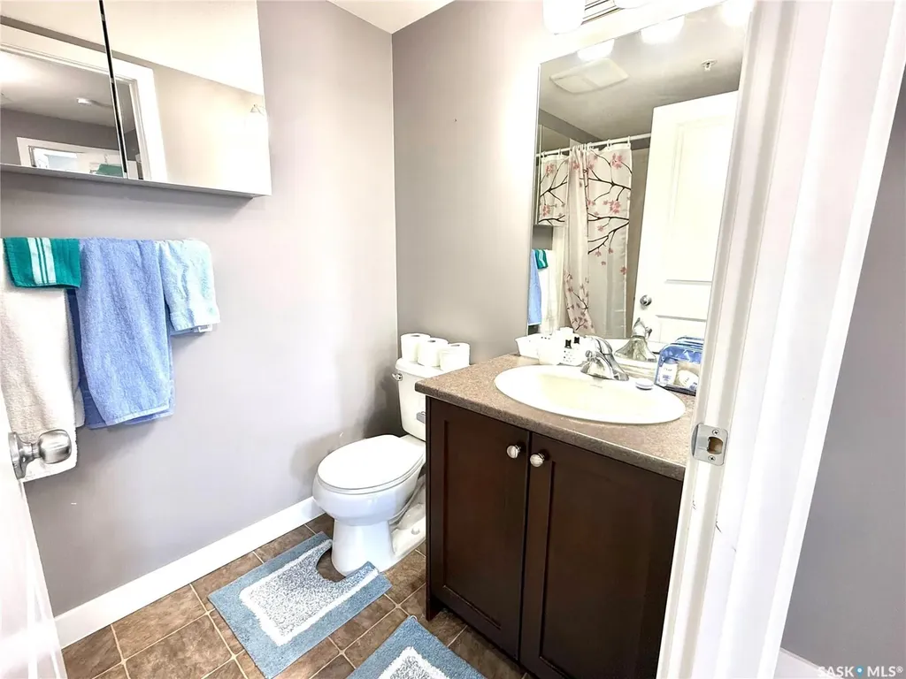 820 5th Street NE Weyburn SK S4H 2V2